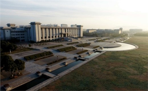 东南大学选用高思通仪器环境试验箱